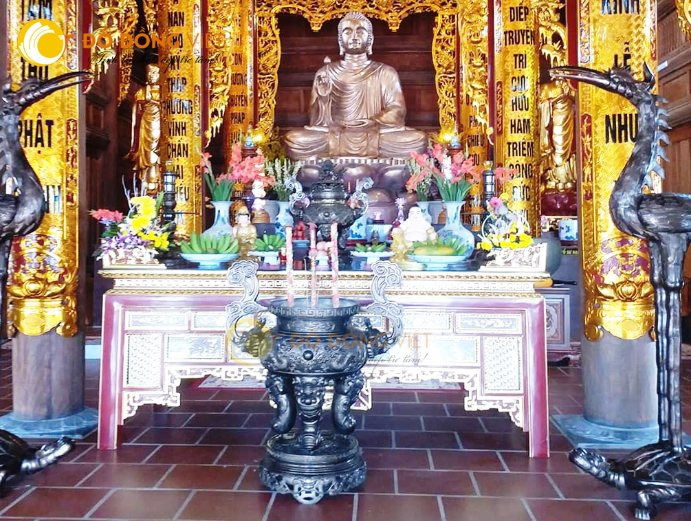Hướng Đặt Bộ Đỉnh Hạc trong nhà thờ họ